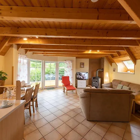 Deichsonne  Ostertill 10 * Dorumer Neufeld